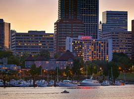 Portland Marriott Downtown Waterfront, Marriott hotel in Portland