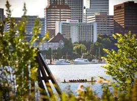 Portland Marriott Downtown Waterfront