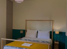 Helen's cozy studio (close to the airport), pet-friendly hotel in Koropíon