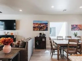 Grand Canyon-4bed,3bath,hot tub