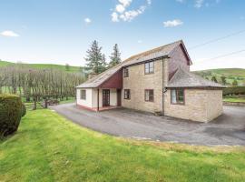 Melancroft, cottage in Llanfihangel-nant-Melan