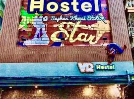 VR hostel สะพานควาย