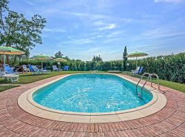 Stunning Home In Marsiliana With Wifi, Private Swimming Pool And 4 Bedrooms, hotel v destinácii Marsiliana