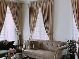 Kamilia Homestay KB City Centre, κατάλυμα με κουζίνα σε Kota Bharu