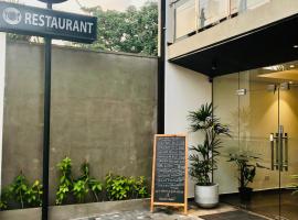 Tropic Inn - Mount Lavinia, hotel v destinaci Mount Lavinia