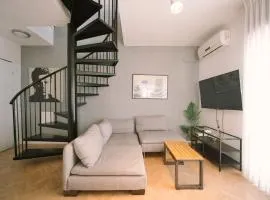 Ben Yehuda Duplex Apartment By Nimizz