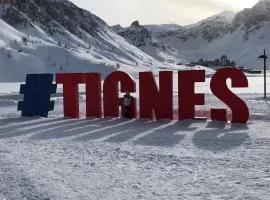 RESIDENCE LE BORSAT SUR PISTE STUDIO CABINE BALCON 64 chemin du Borsat TIGNES VAL CLARET