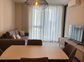 Luxe Sea, kh&aacute;ch sạn c&oacute; hồ bơi ở St. St. Constantine and Helena