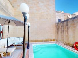 Qala Bed&Breakfast with swimming pool - IL-Wenniessa, bed & breakfast i Qala