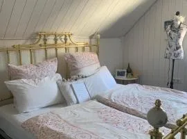 Casa Wellness am Wald 140 qm Bed & Breakfast & Wellness