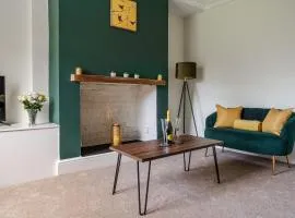 Wrea Cottage, 2 Bedrooms WiFi & Parking near Ribby Hall