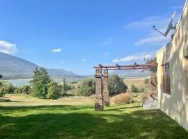 Lakeview Cottage: Rural Retreat