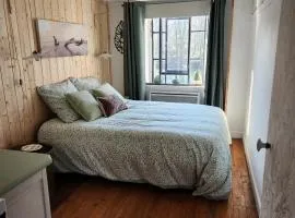 Dans moulin au bord de l'eau, Appartement chaleureux