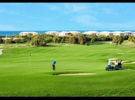 Superbe Appartement Bord de mer, hotel in Bouznika
