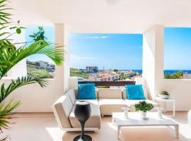 New Luxury Apartment with sea view in Palm Mar, prabangusis viešbutis mieste El Palmaras