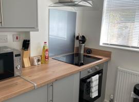 House for Contractors and Families, holiday home in Aldershot