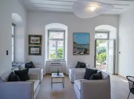 LIVIN Hydra Legacy Suite