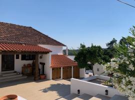 Casa Da Oliveira, family hotel in Pedrógão Grande