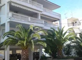 Anna's Sweet Home Akrata
