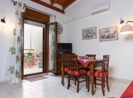 Colombohouse87, cottage in Quartu SantʼElena