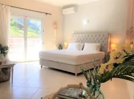 Villa Aeolus with private overflow, endless, heated pool
