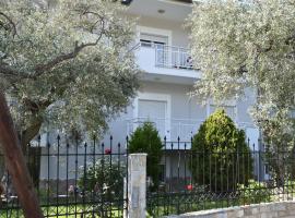 Papachristos Villa, villa em Prinos