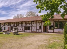 Longère bressane de la Verne, hotel v destinaci Cormoz