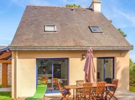 3 Bedroom Beautiful Home In Erquy