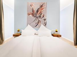 Design Studio I 3 Personen I Innenstadt I Küche I WIFI