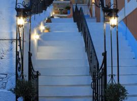 Dorian Hotel, hotel in Symi