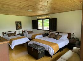 Alojamiento Rural Finca la Morena (Ecoturismo), hotel en Calarcá