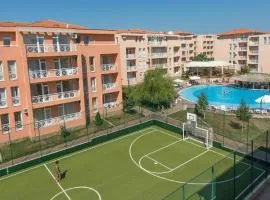 Ground Floor, Studio Apartment at Sunny Day 6