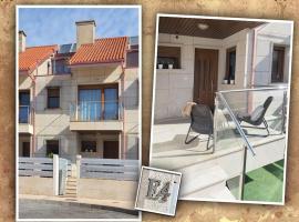 Casa ideal para la familia cerca de la playa, hotel dengan parking di Sanxenxo