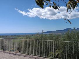 La Collina , Suite vista mare, hótel í Castellammare di Velia