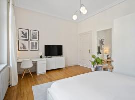 Room w shared Bathroom&Kitchen in Luxury Villa, отель в Люксембурге