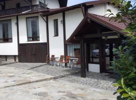 NO COMMENT RUSTIC, guest house in Curtea de Argeş