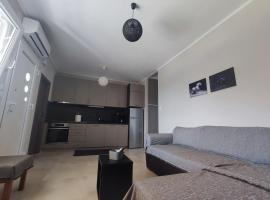 A & F Apartments - Fay's house, appartement in Kalivia Poligirou