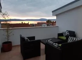 New apartment with terrace and sea view