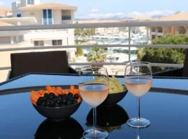 Port-Fréjus, LE CONSUL, appartement 2 pièces climatisé, terrasse & parking