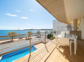 Apartamento Luz, hotel with pools in L'Escala