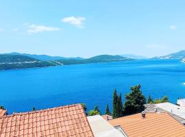 Guest house INARA, hotell i Neum