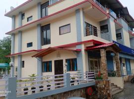 Shivalik River Retreat, hotel v destinaci Almora