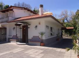 B&B Villa Teresa, bed & breakfast a Sorrento