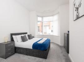 Spacious 3-Bedroom Home, Newly Renovated, Sleeps 5, hotel en Sunderland