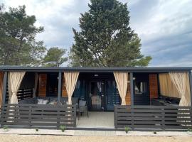 ZB Mobile Homes, ξενοδοχείο σε Privlaka