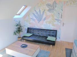 SOUS LES TOITS, holiday rental in Troyes