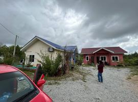 Mahasa Penarik Homestay, ξενοδοχείο με πάρκινγκ σε Kampong Ru Sepuloh