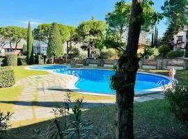 LIDO GALEAZZI GIANT POOL