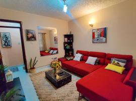 Modern & Comfy Mt. Kenya Sunset View Apartment, acomoda&ccedil;&atilde;o em Kangaru