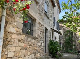 Maison de village Cevenole climatisée à Branoux-Les-Taillades - Gard - #TravellerAwards 2024, sewaan penginapan di Branoux-les-Taillades
